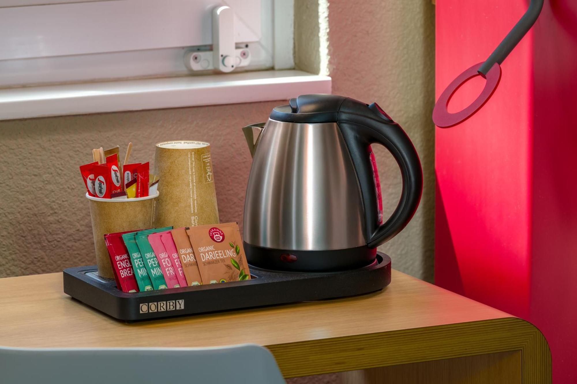 Ibis Hotel Hamburg St. Pauli Messe Екстериор снимка